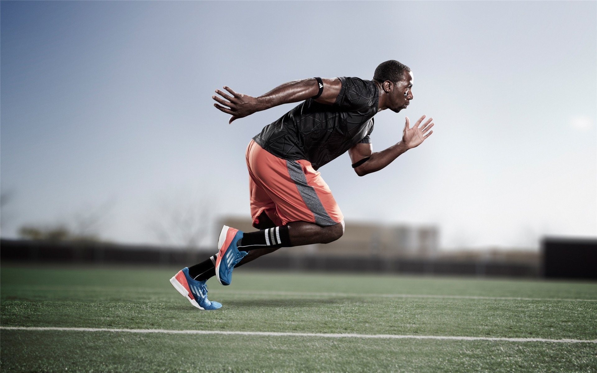 存在感拉满！詹姆斯独木难支，活塞团队发力轻取浙江队